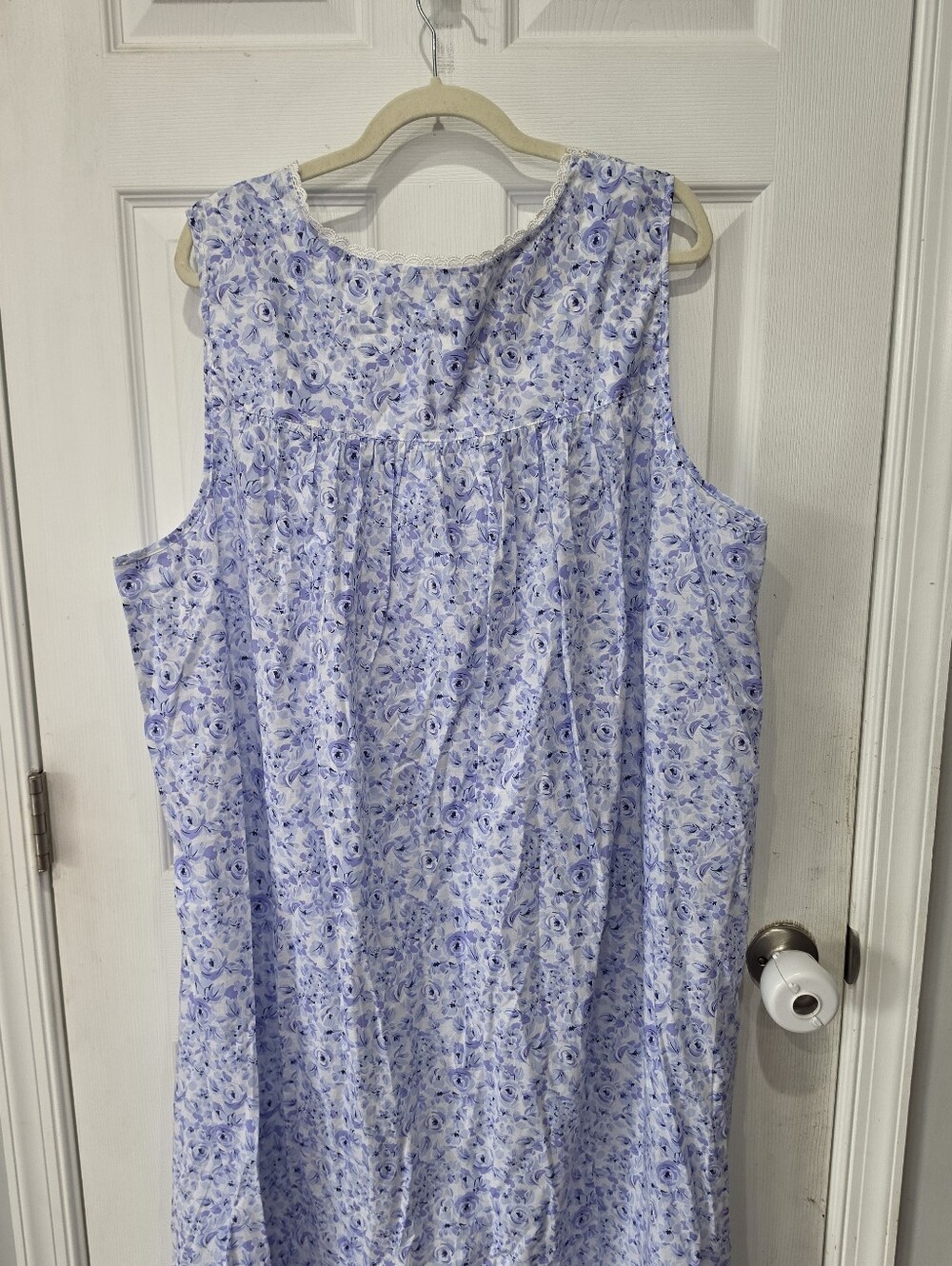 Eileen West floral sweetheart neck nightgown Size 3X - Picture 8 of 16